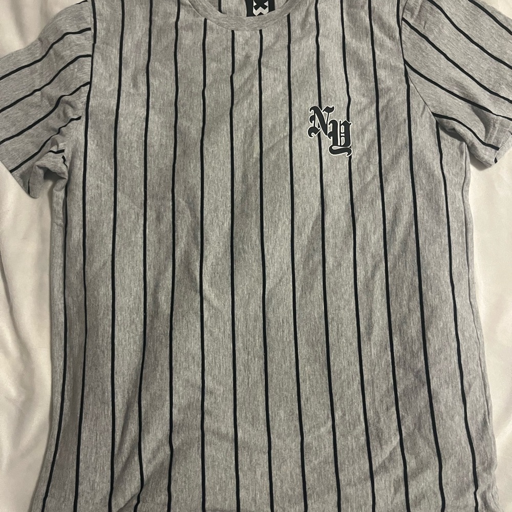 Gray Striped Short Sleeve Tee